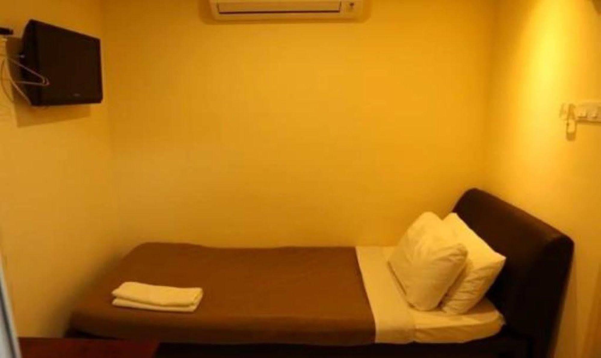 Hotel Seniman Sentul Kuala Lumpur Exterior photo